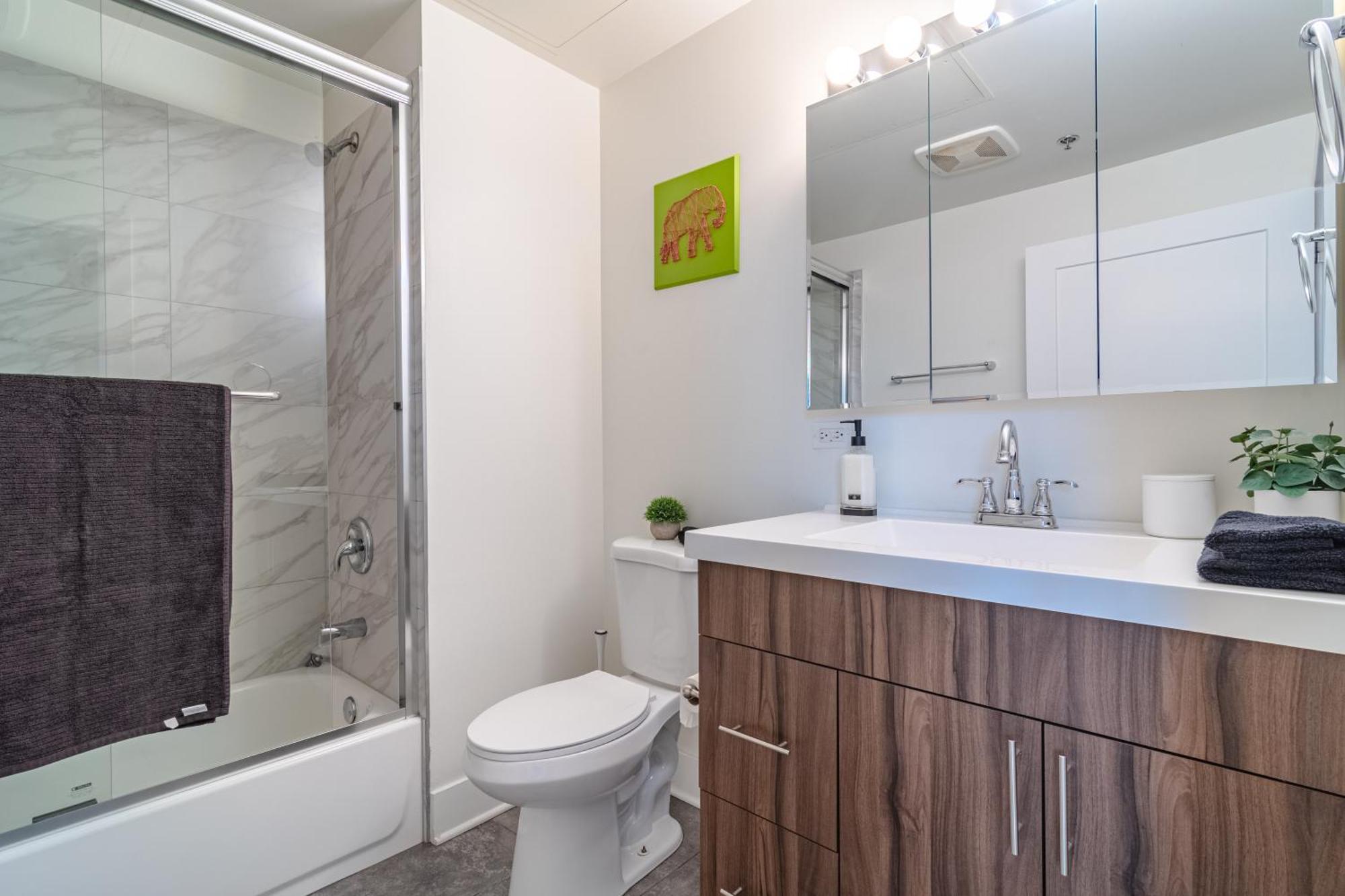Modern 2Br Loft With Amazing City Skyline View And Optional Parking For 8 Guests Near Mccormick Place And Soldier Field Chicago Eksteriør billede