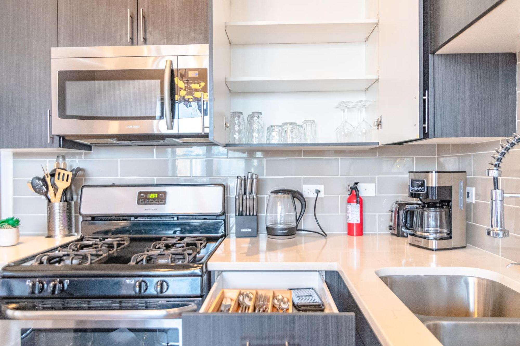 Modern 2Br Loft With Amazing City Skyline View And Optional Parking For 8 Guests Near Mccormick Place And Soldier Field Chicago Eksteriør billede
