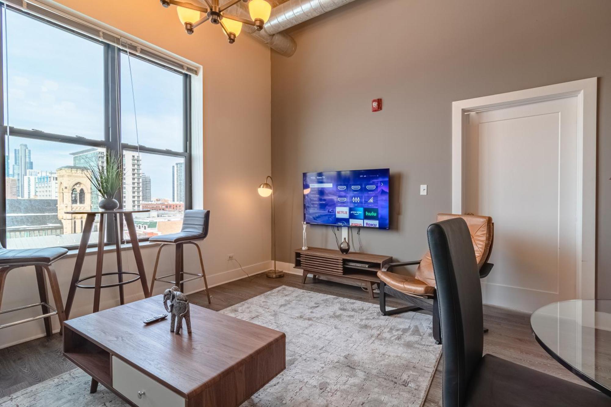 Modern 2Br Loft With Amazing City Skyline View And Optional Parking For 8 Guests Near Mccormick Place And Soldier Field Chicago Eksteriør billede